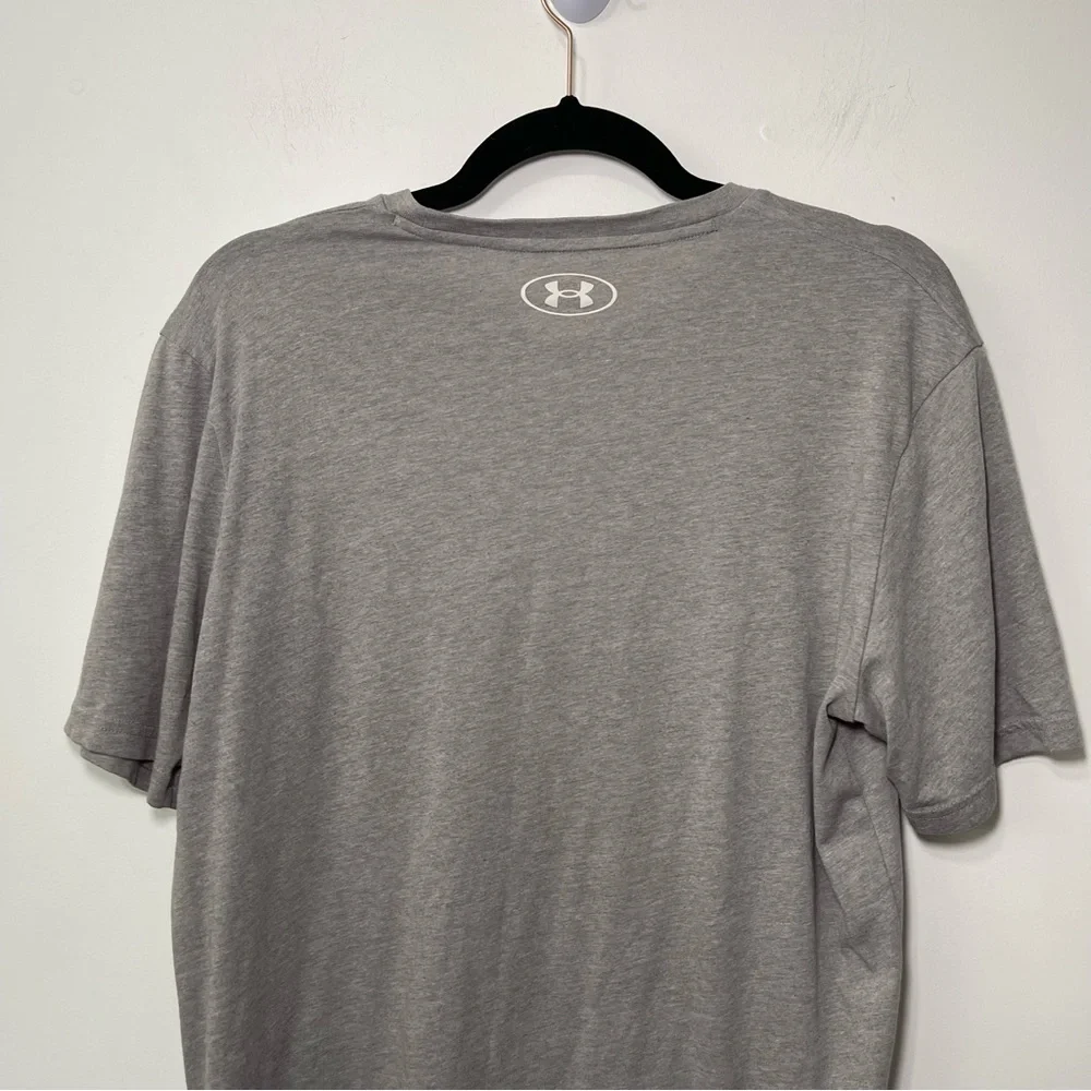*Sold*
Under Armour Project Rock Men’s Gray Graphic T shirt M “Hardest Worker” - Picture 8 of 10